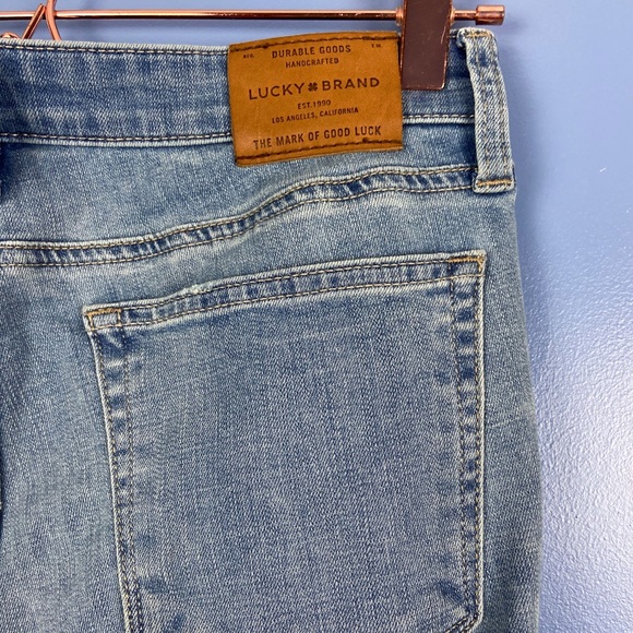 Lucky Brand| Stella Skinny Distress Jeans - Picture 4 of 7